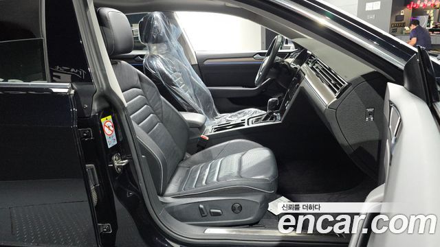 Volkswagen Arteon 2.0 TDI Premium 2019 — фото 12