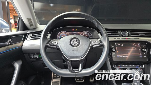 Volkswagen Arteon 2.0 TDI Premium 2019 — фото 13