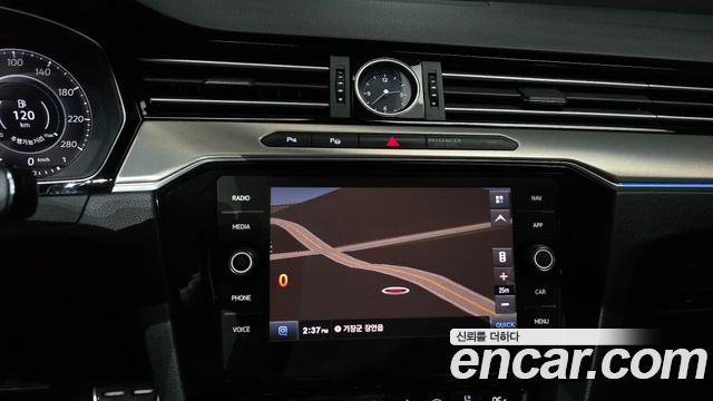 Volkswagen Arteon 2.0 TDI Premium 2019 — фото 17