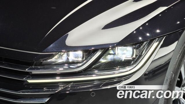 Volkswagen Arteon 2.0 TDI Premium 2019 — фото 22
