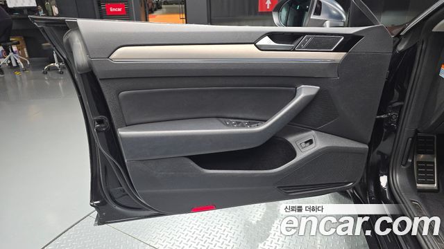 Volkswagen Arteon 2.0 TDI Premium 2019 — фото 24