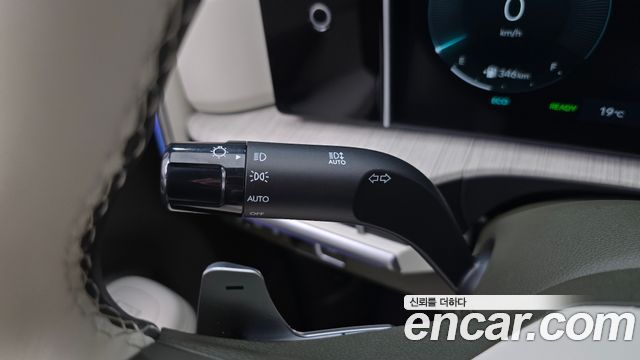 Hyundai Santa Fe (MX5) HEV 1.6 2WD Calligraphy 2025 — фото 27