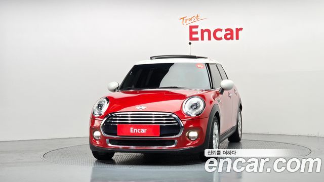 MINI Cooper 5Door HIGH 3rd 2015 — фото 3