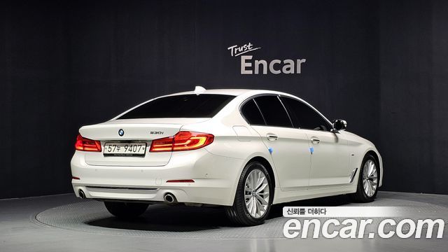 BMW 5 Series (G30) 530i Luxury Plus 2018 — фото 2