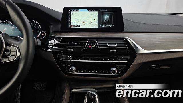 BMW 5 Series (G30) 530i Luxury Plus 2018 — фото 14