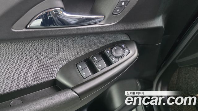 Chevrolet Trailblazer 1.3 Turbo 2WD Premier 2022 — фото 17