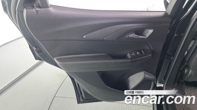 Chevrolet Trailblazer 1.3 Turbo 2WD Premier 2022 — фото 25