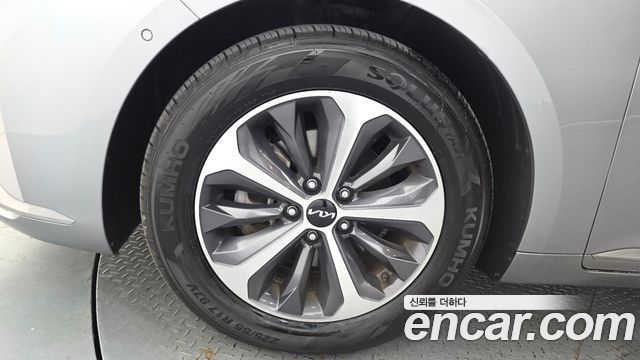 Kia K8 Hybrid Noblesse 2022 — фото 5