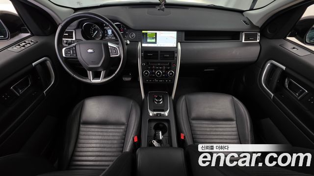Land Rover Discovery Sport 2.0 TD4 HSE Luxury 2018 — фото 7