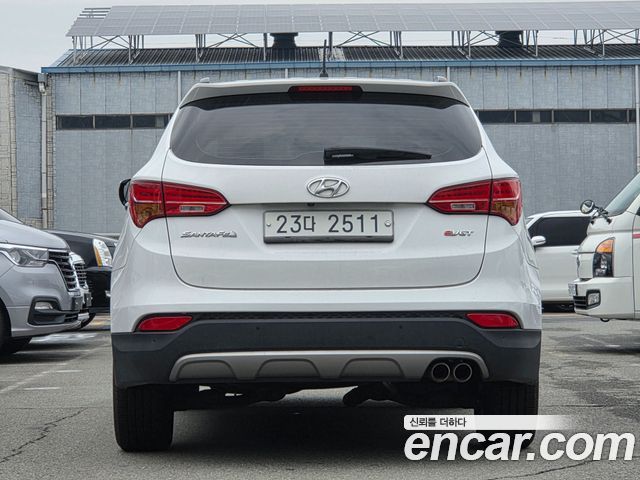 Hyundai Santa Fe (DM) Diesel(e-VGT) 2.0 2WD Exclusive 2013 — фото 6