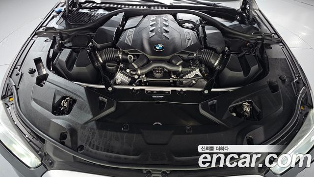 BMW 8 Series (G15) M850i xDrive Gran Coupe 2023 — фото 6