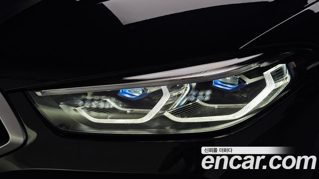 BMW 8 Series (G15) M850i xDrive Gran Coupe 2023 — фото 28
