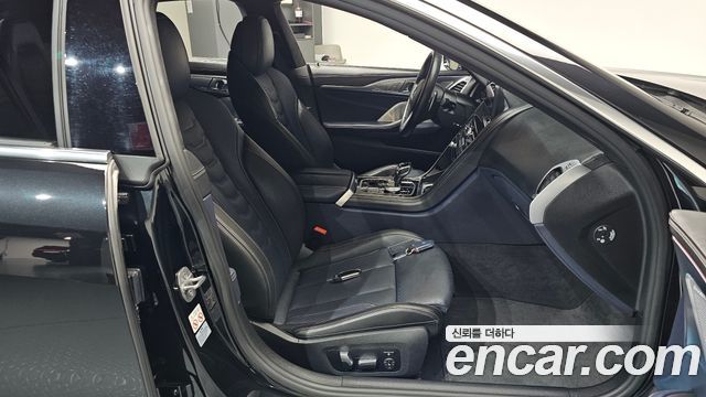 BMW 8 Series (G15) M850i xDrive Gran Coupe 2023 — фото 32