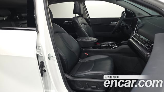 Kia Sportage (V) Gasoline 1.6 Turbo 2WD Nobleless Gravity 2023 — фото 11