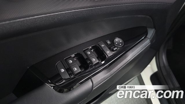 Kia Sportage (V) Gasoline 1.6 Turbo 2WD Nobleless Gravity 2023 — фото 36