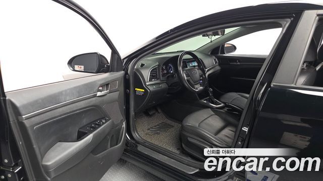 Hyundai Avante (AD) 1.6 GDI Smart 2017 — фото 10
