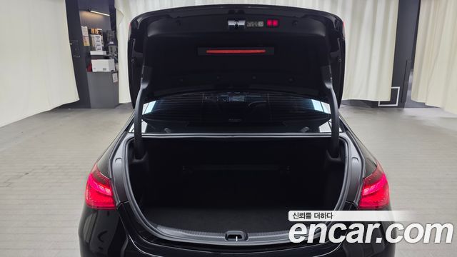 Mercedes-Benz C-Class (W206) C300 4MATIC AMG Line 2023 — фото 20
