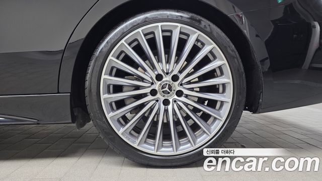Mercedes-Benz C-Class (W206) C300 4MATIC AMG Line 2023 — фото 21