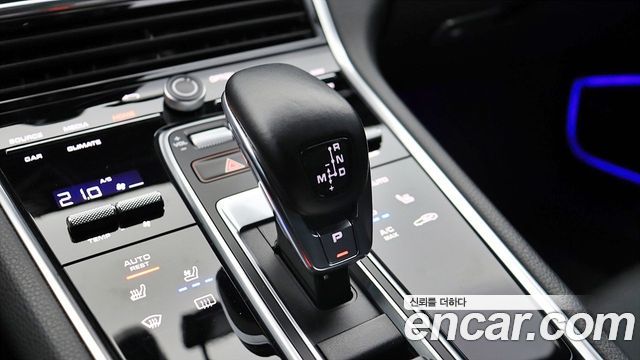 Porsche Panamera (971) 3.0 AWD 2018 — фото 21