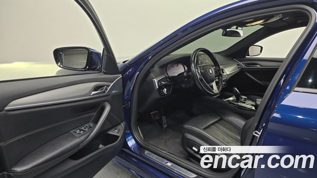 BMW 5 Series (G30) 520d M Sport package 2017 — фото 10