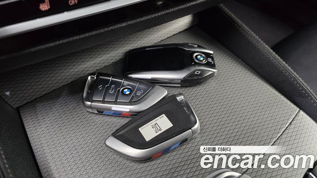 BMW 5 Series (G30) 520d M Sport package 2017 — фото 15