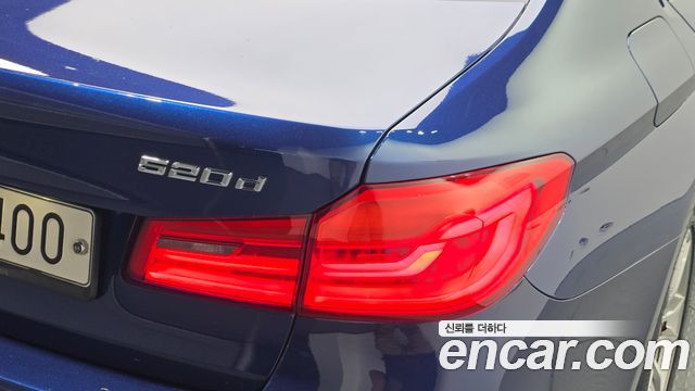 BMW 5 Series (G30) 520d M Sport package 2017 — фото 23