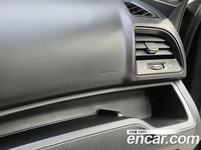 KG Mobility (SsangYong) Tivoli Air Diesel IX 2WD 2018 — фото 22