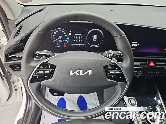 Kia Niro EV Air 2023 — фото 9