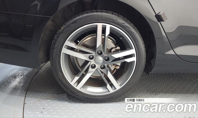 Audi A4 (B9) 40 TFSI Premium 2019 — фото 5