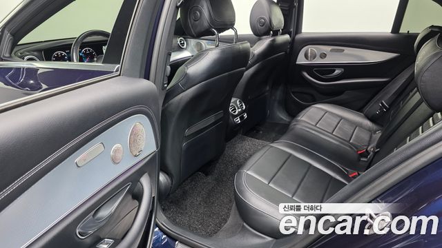 Mercedes-Benz E-Class (W213) E350 4MATIC Avantgarde 2021 — фото 12