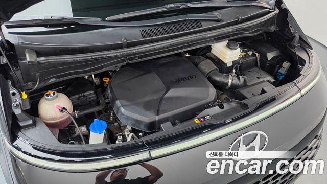 Hyundai Staria Cargo 3-Seater Modern 2022 — фото 6