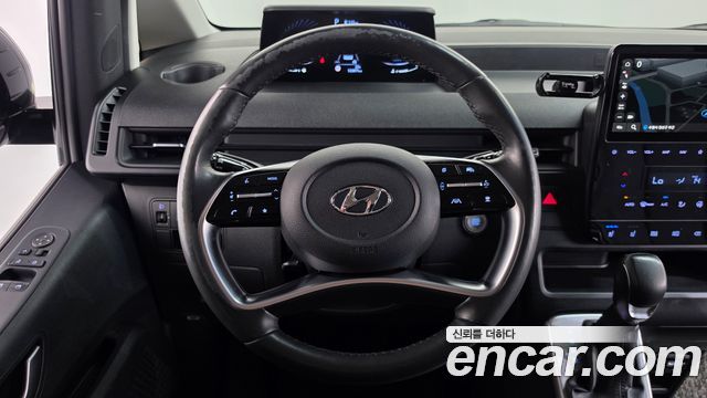 Hyundai Staria Cargo 3-Seater Modern 2022 — фото 12