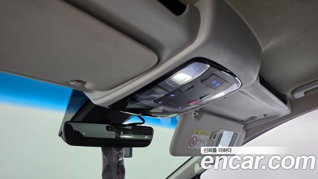 Hyundai Staria Cargo 3-Seater Modern 2022 — фото 14