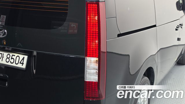 Hyundai Staria Cargo 3-Seater Modern 2022 — фото 23