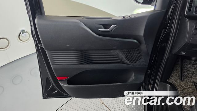 Hyundai Staria Cargo 3-Seater Modern 2022 — фото 24