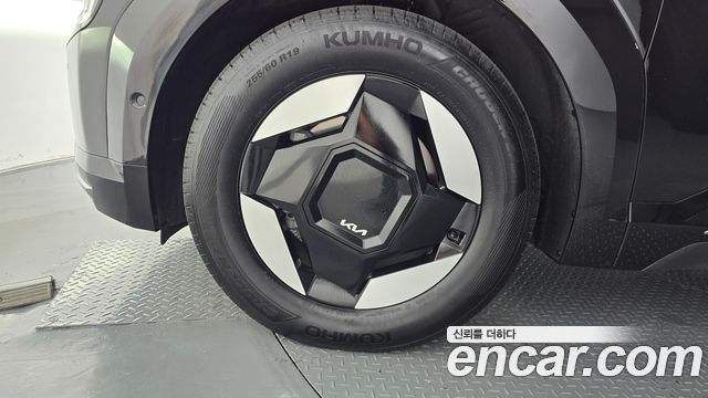 Kia EV9 Long Range 4WD Earth 2024 — фото 5