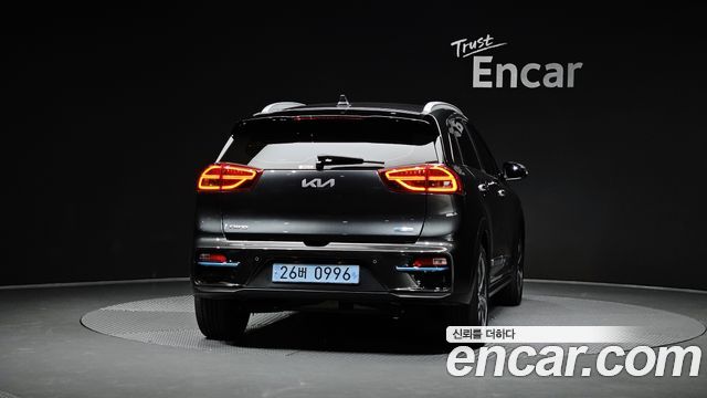 Kia Niro EV Noblesse 2022 — фото 4