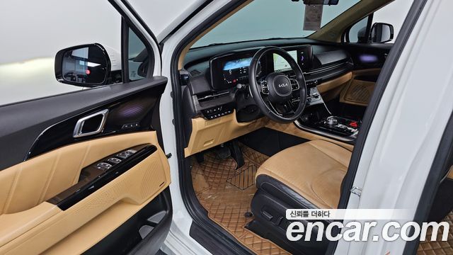 Kia Carnival (IV) Gasoline 7-seater Limousine(Special vehicle) 2023 — фото 10