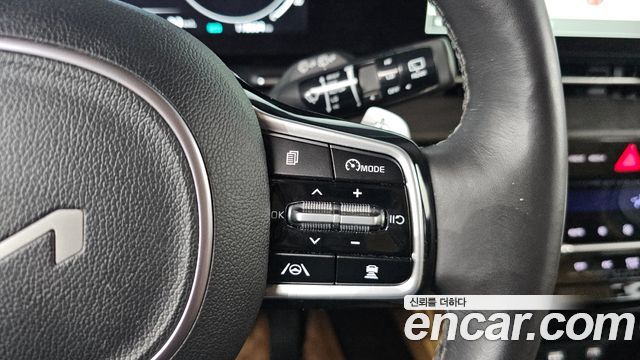 Kia Carnival (IV) Gasoline 7-seater Limousine(Special vehicle) 2023 — фото 15