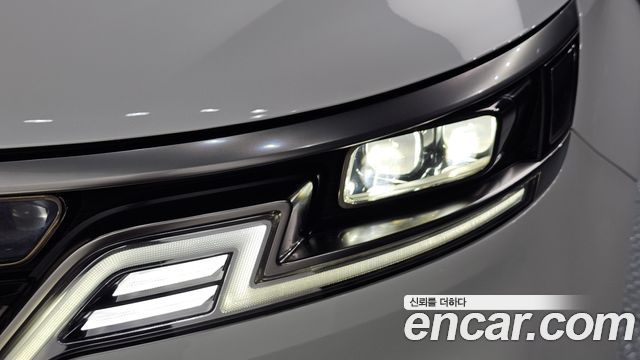 Kia Carnival (IV) Gasoline 7-seater Limousine(Special vehicle) 2023 — фото 22