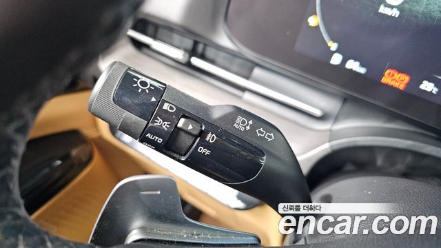 Kia Carnival (IV) Gasoline 7-seater Limousine(Special vehicle) 2023 — фото 27