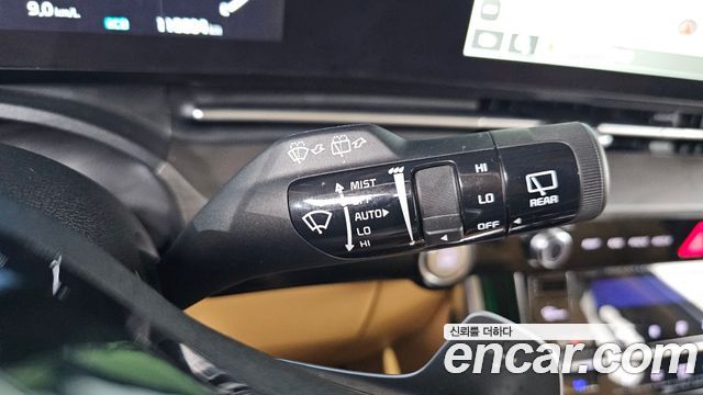 Kia Carnival (IV) Gasoline 7-seater Limousine(Special vehicle) 2023 — фото 28