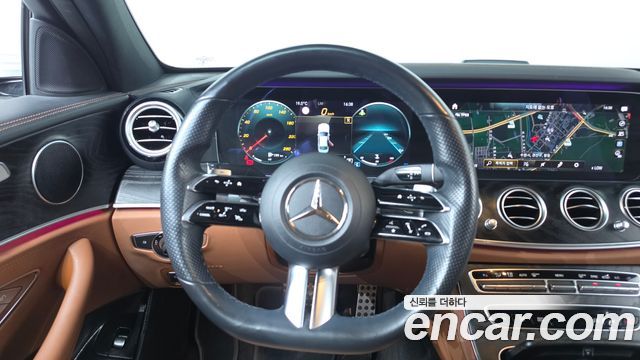 Mercedes-Benz E-Class (W213) E220d 4MATIC AMG Line 2021 — фото 17