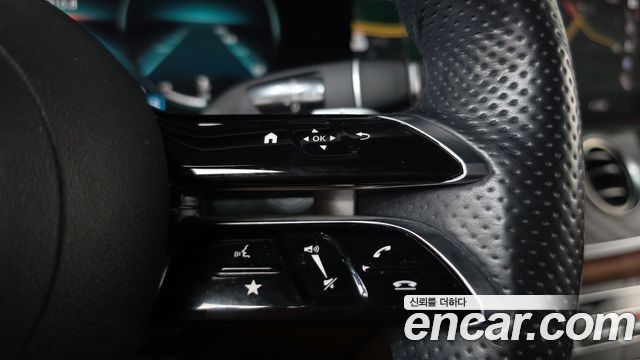 Mercedes-Benz E-Class (W213) E220d 4MATIC AMG Line 2021 — фото 21