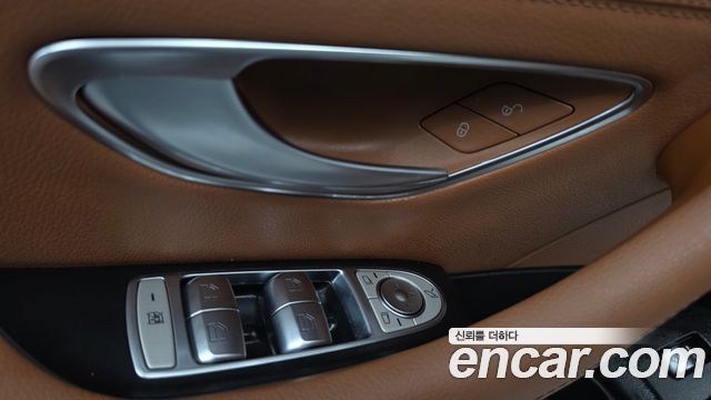 Mercedes-Benz E-Class (W213) E220d 4MATIC AMG Line 2021 — фото 36