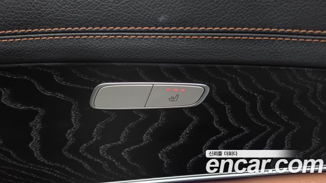 Mercedes-Benz E-Class (W213) E220d 4MATIC AMG Line 2021 — фото 40