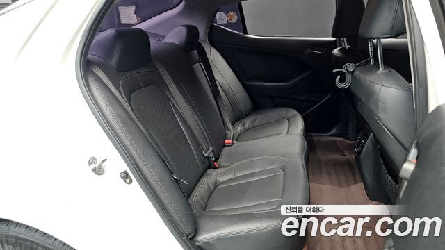 Kia K5 LPI Smart 2013 — фото 12
