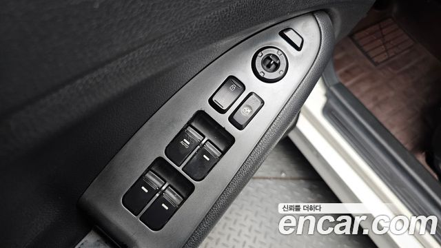 Kia K5 LPI Smart 2013 — фото 18