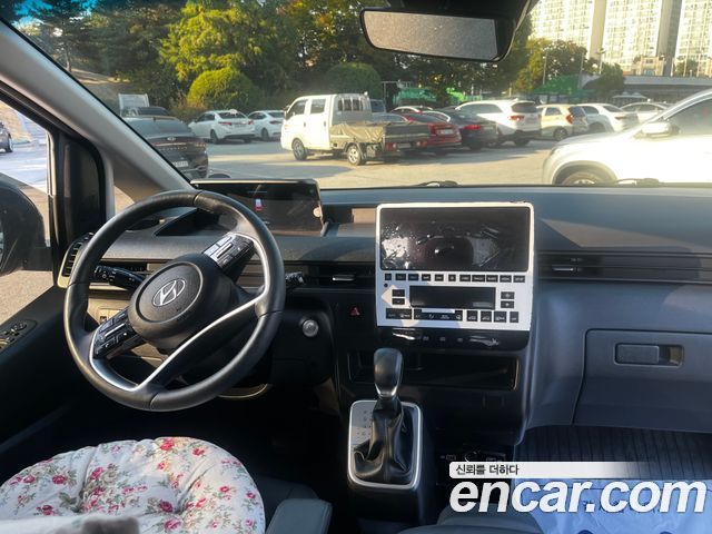Hyundai Staria Tourer 11-Seater Modern 2024 — фото 6