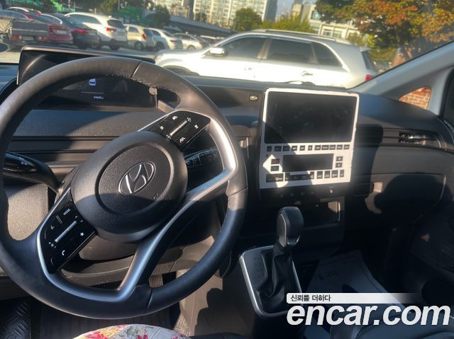 Hyundai Staria Tourer 11-Seater Modern 2024 — фото 7